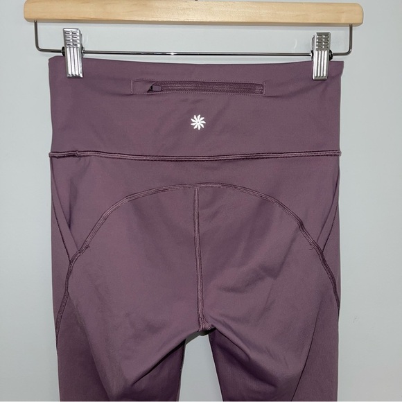 Athleta Leggings Women's Size Extra Small Volcanic Violet Lightning Pocket Capri - Picture 8 of 10